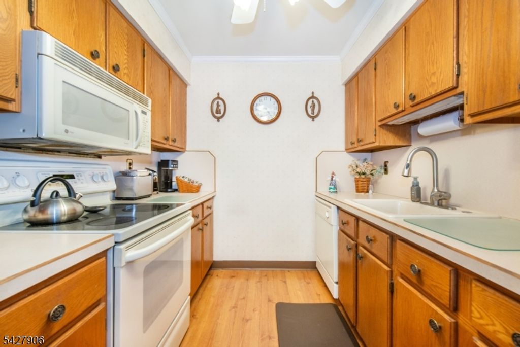 46 Watsessing Ave A9, Belleville Twp., NJ 07109 — photo 5