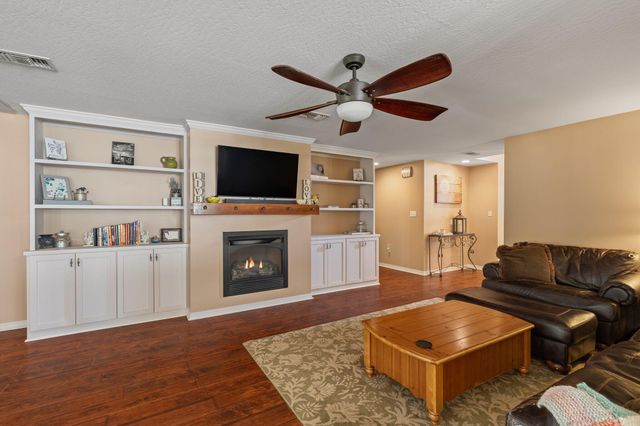 305 Pine Ridge Dr., Petal, MS 39465
