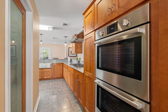 305 Pine Ridge Dr., Petal, MS 39465