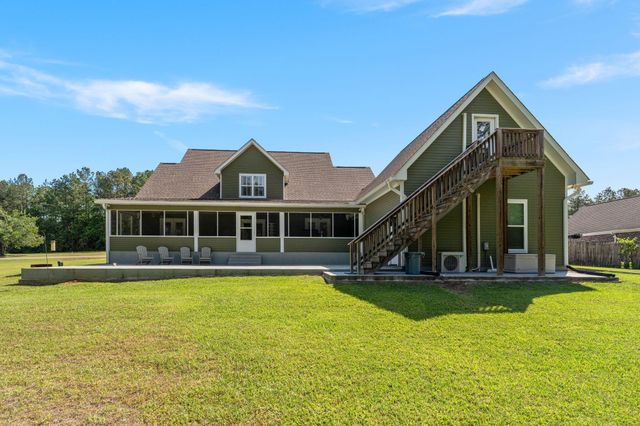 305 Pine Ridge Dr., Petal, MS 39465