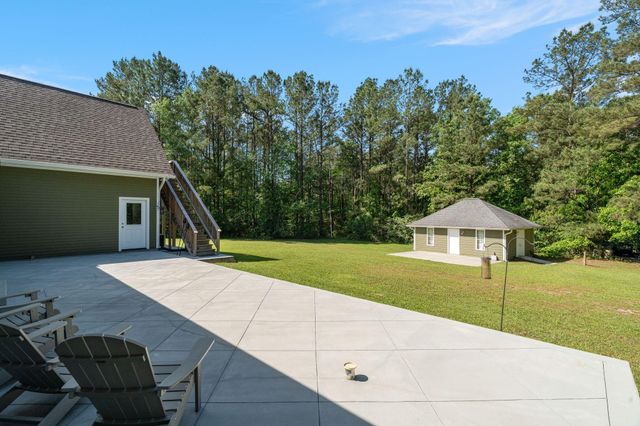 305 Pine Ridge Dr., Petal, MS 39465