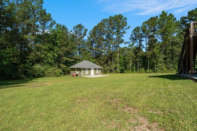 305 Pine Ridge Dr., Petal, MS 39465