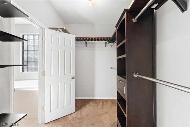 6020 Old Vines Street, North Las Vegas, NV 89081