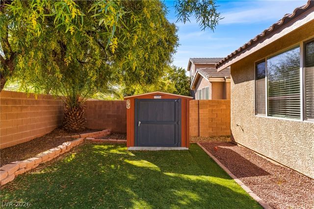 6020 Old Vines Street, North Las Vegas, NV 89081