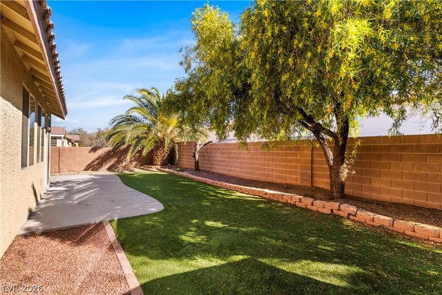 6020 Old Vines Street, North Las Vegas, NV 89081