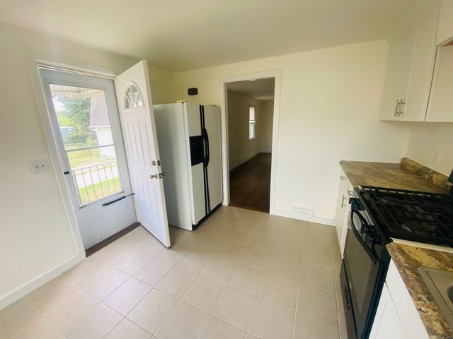 35 Harding Avenue, Stratford, CT 06615