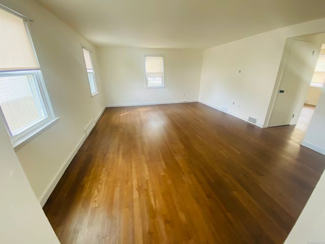 35 Harding Avenue, Stratford, CT 06615