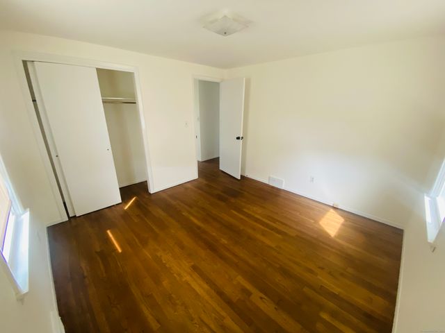 35 Harding Avenue, Stratford, CT 06615