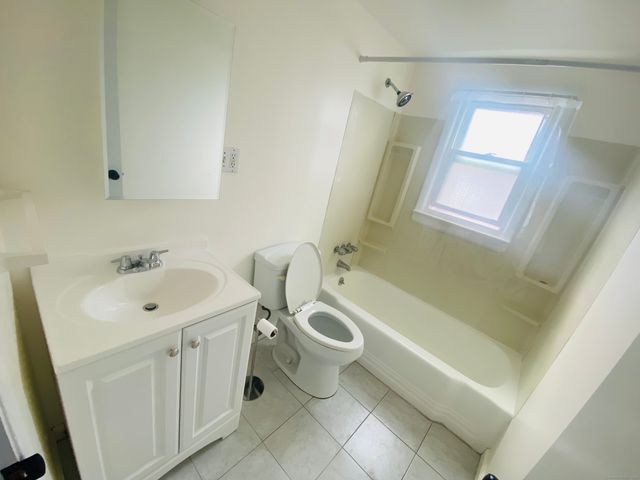 35 Harding Avenue, Stratford, CT 06615