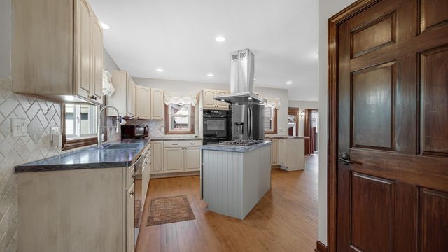 808 E 3rd Street, Hobart, IN 46342