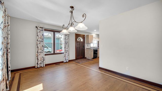 808 E 3rd Street, Hobart, IN 46342