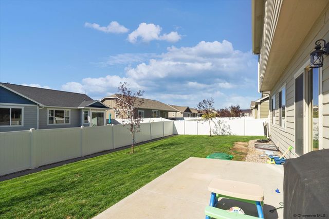 3607 THOMAS RD, Cheyenne, WY 82009