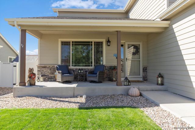 3607 THOMAS RD, Cheyenne, WY 82009