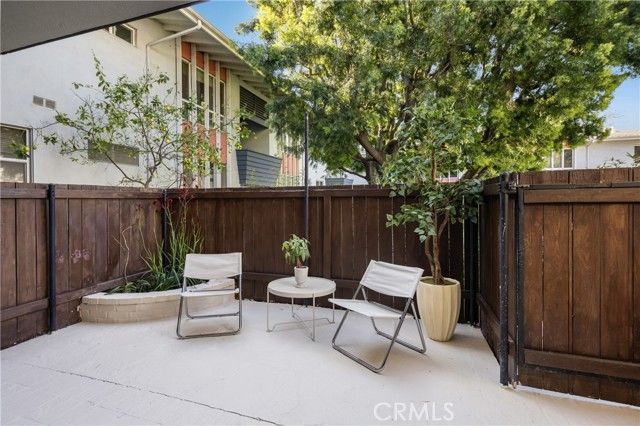 6400 Primrose 21, Los Angeles, CA 90068