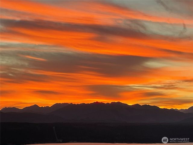 110 E Havenridge Drive, Union, WA 98589