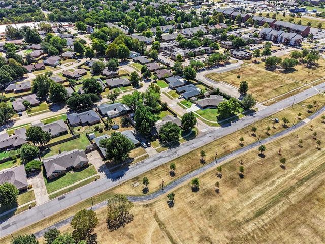 2808 Gettysburg Road, Edmond, OK 73013