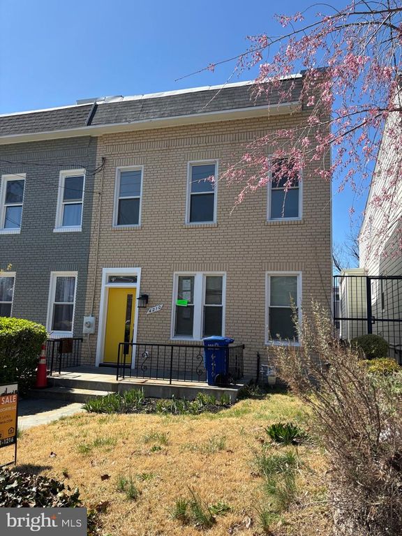 4210 4TH ST NW, Washington, DC 20011