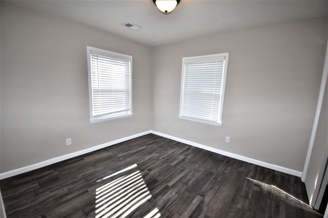 115 W Fork Dr Apt A, Clarksville, TN 37042