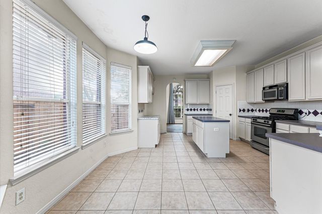 4015 Forest Teal Court, Fresno, TX 77545