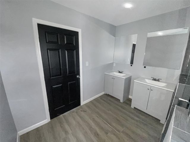1201 Fm-517, Dickinson, TX 77539