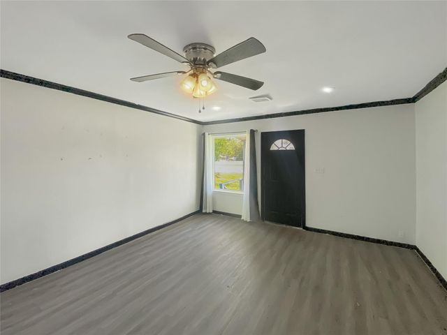 1201 Fm-517, Dickinson, TX 77539