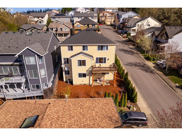 12606 Nw LARRY Ct, Portland, OR 97229