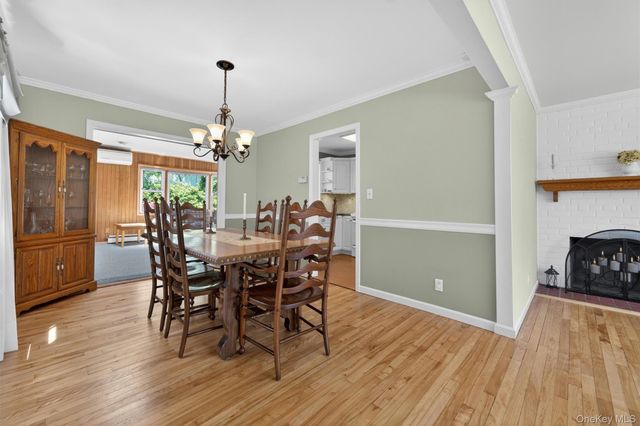 16 Roy Place, Eastchester, NY 10709
