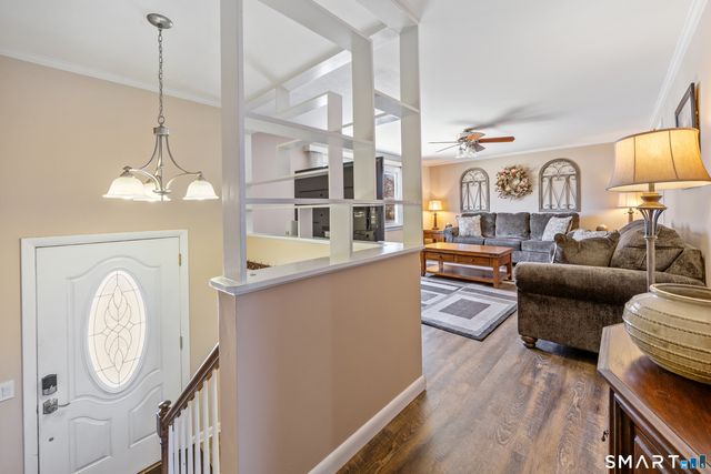 59 Cross Drive, East Hartford, CT 06118