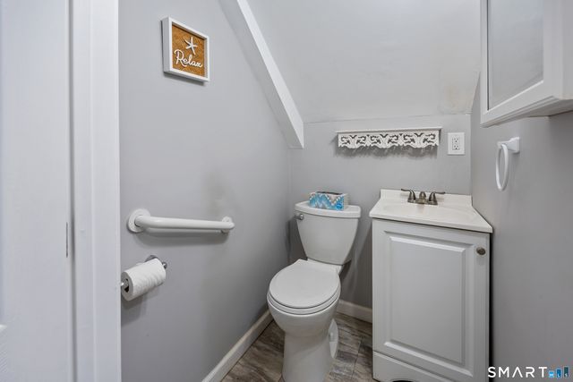 59 Cross Drive, East Hartford, CT 06118