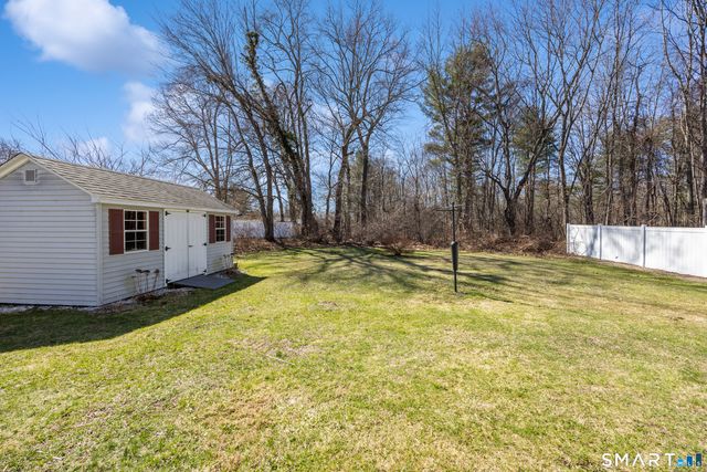 59 Cross Drive, East Hartford, CT 06118