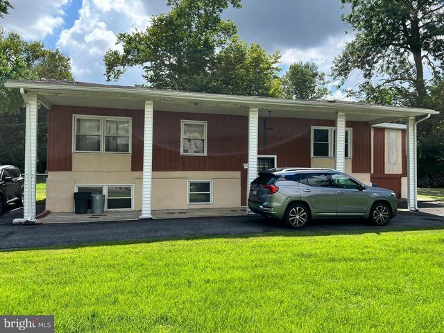 101-A LINCOLN AVE, Yeadon, PA 19050
