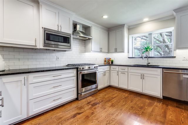 9203 Alta Oaks Drive, Dallas, TX 75243