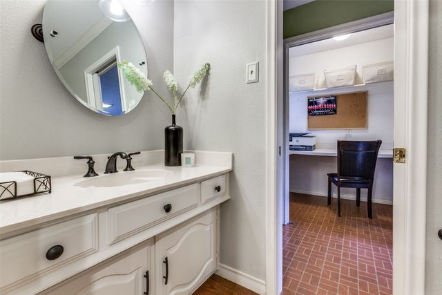 9203 Alta Oaks Drive, Dallas, TX 75243