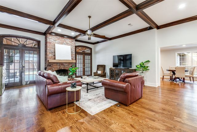 9203 Alta Oaks Drive, Dallas, TX 75243