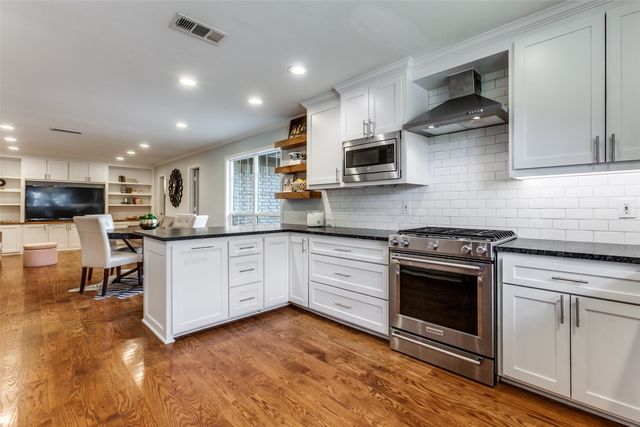 9203 Alta Oaks Drive, Dallas, TX 75243