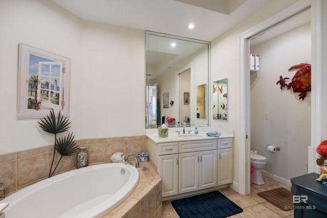 612 Lost Key Drive 1003B, Pensacola, FL 32507
