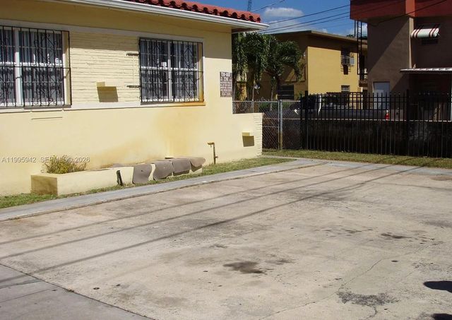1325 SW 6th Street, Miami, FL 33135