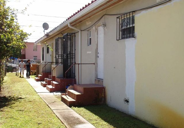 1325 SW 6th Street, Miami, FL 33135