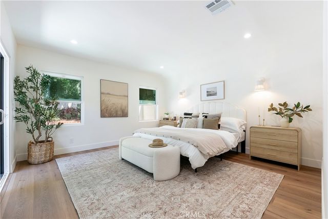2171 W 26th Place, Los Angeles, CA 90018