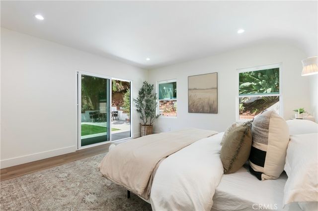 2171 W 26th Place, Los Angeles, CA 90018