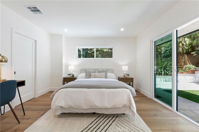 2171 W 26th Place, Los Angeles, CA 90018
