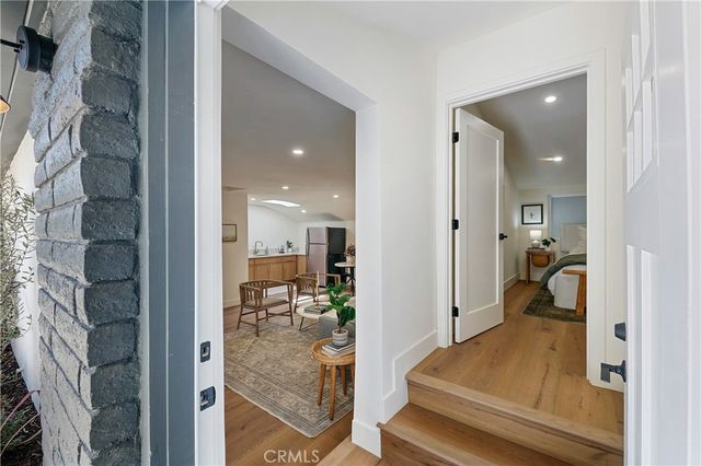 2171 W 26th Place, Los Angeles, CA 90018