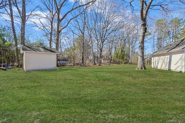 38 Miller Place Middle Island Road, Mount Sinai, NY 11766