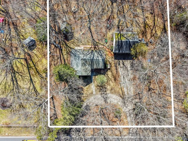 38 Miller Place Middle Island Road, Mount Sinai, NY 11766