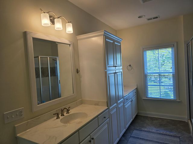 2536 Kings Gate Lane, Mount Pleasant, SC 29466