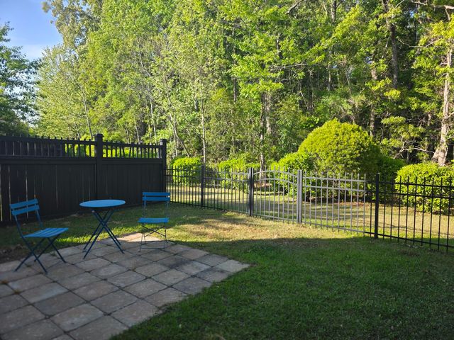 2536 Kings Gate Lane, Mount Pleasant, SC 29466