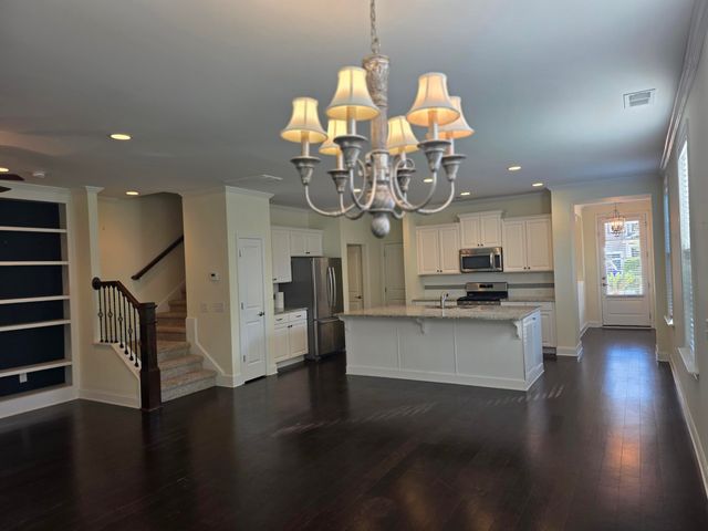 2536 Kings Gate Lane, Mount Pleasant, SC 29466