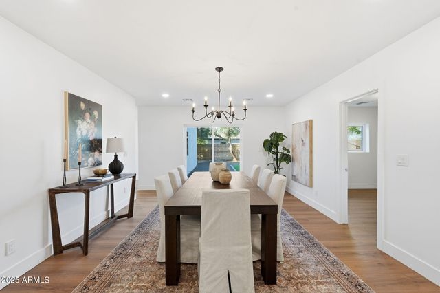 3102 N 34th Place, Phoenix, AZ 85018