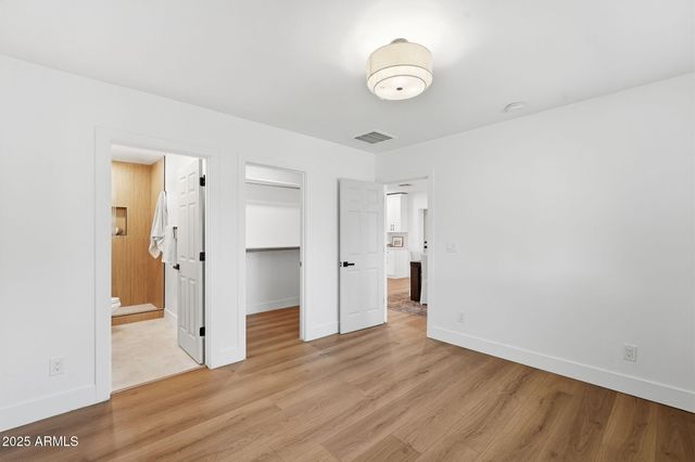 3102 N 34th Place, Phoenix, AZ 85018