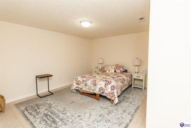 108 Sugar Hill Court, Elizabethtown, KY 42701